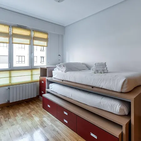 Apartment Apartamento Lekuona By People